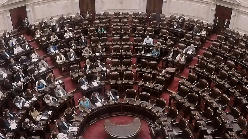 En Diputados no hubo quorum para tratar el presupuesto de las universidades | Los legisladores oficialistas desoyeron el mensaje de la multitudinaria marcha universitario