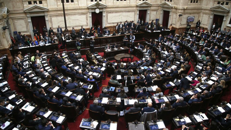 Country, for sale: Green light in deputy for omnibus law and general approval of fiscal package | The ruling party is headed for its first legislative victory in a marathon session Country, for sale: Green light in deputy for omnibus law and general approval of fiscal package | The ruling party is headed for its first legislative victory in a marathon session