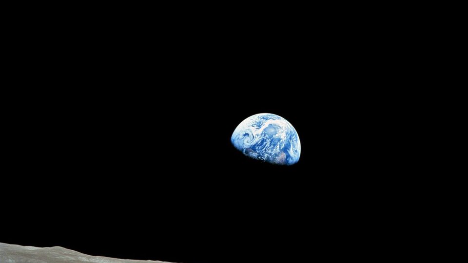 È morto William Anders, l’astronauta che scattò una foto storica dalla Luna  Aveva 90 anni