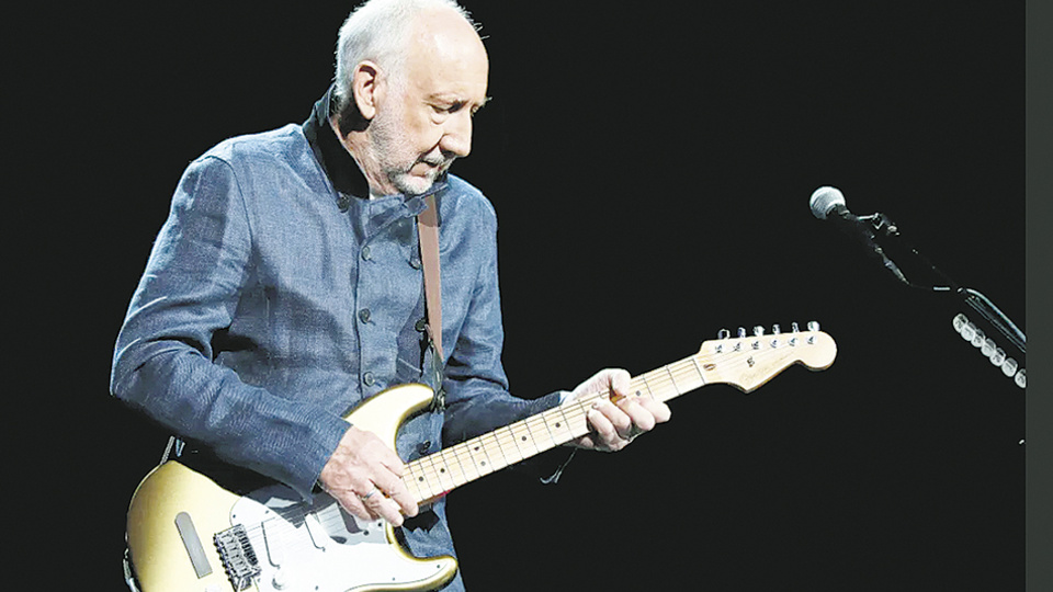 Pete Townshend, en vivo y por fuera de The Who