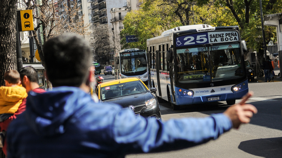 El encono de Milei con PBA y CABA golpea los bolsillos de los pasajeros