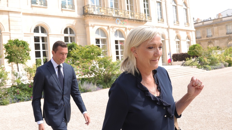 Macron rejects appointing left-wing government, expands political consultations | The French president appealed to “institutional stability” to justify his stance Macron rejects appointing left-wing government, expands political consultations | The French president appealed to “institutional stability” to justify his stance