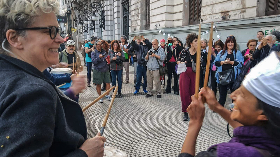 Una marcha por el derecho a la cultura