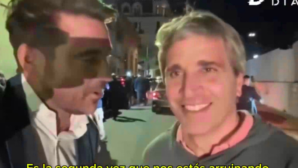 Luis Caputo experimientó el desfase entre el relato libertario y la