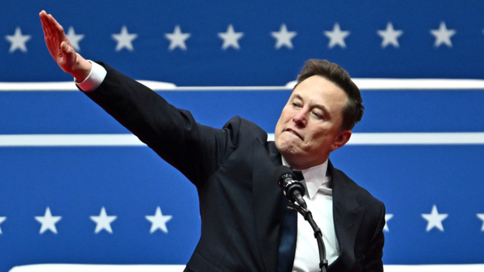 927496-musk_0