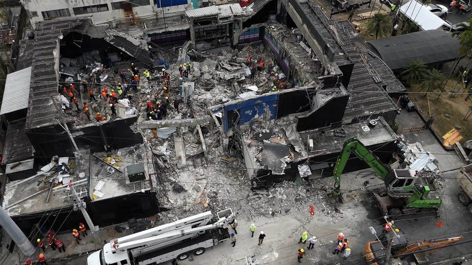 El dolor, el gran protagonista en Santo Domingo tras la tragedia de la discoteca Jet Set | Hasta el momento rescataron 124 muertos y no todos fueron identificados aún