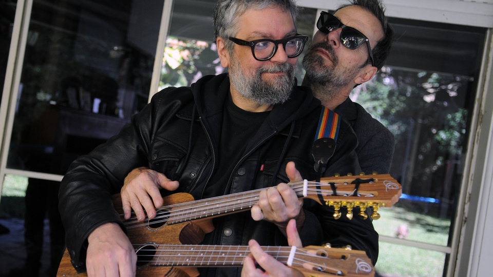 Kevin Johansen y Liniers: "Nos divierte traicionarnos, pero con cariño"