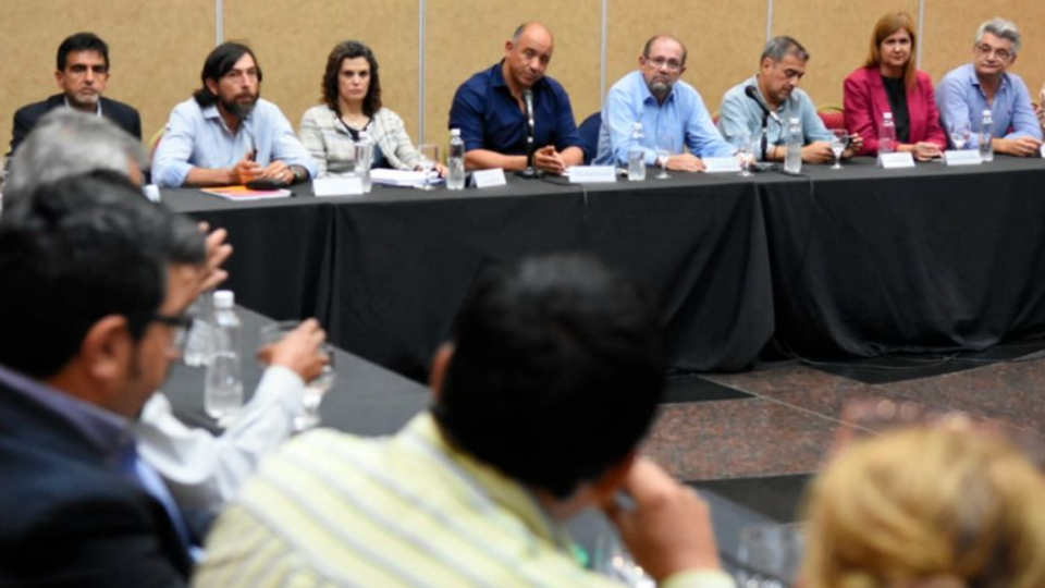 ¡Alarma en la Sanidad Española! Gremios Denuncian una Drástica Reducción de Horas de Guardia