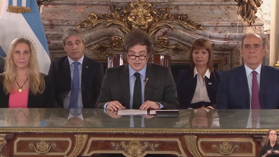 961636-cadena-20nacional