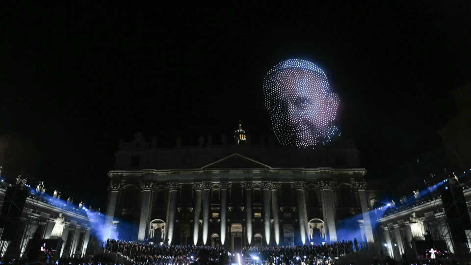 Vatican Reflections: Francisco’s Insights on a Shifting World