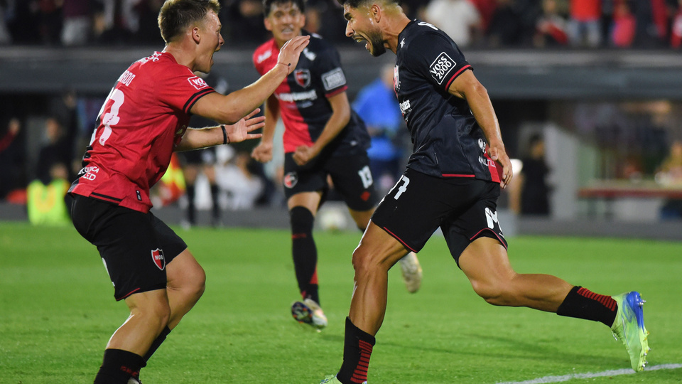 Newell’s: Last-Gasp Draw Feels Like a Win vs. Students