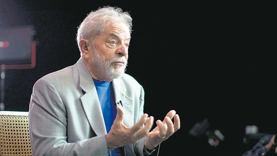  "Voy a salir de esta situación mucho mayor, más fuerte, más verdadero", asegura Lula da Silva.Â