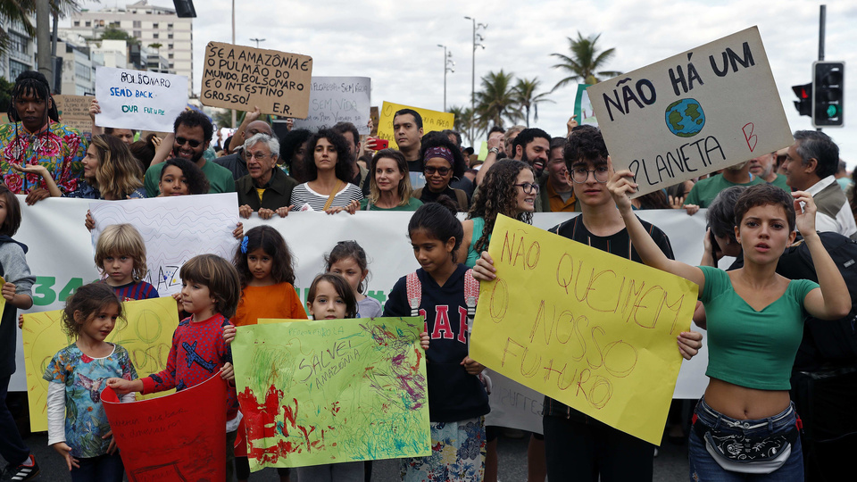 En RÃo de Janeiro manifestaron en contra de Bolsonaro por los incendios en la Amazonia.Â