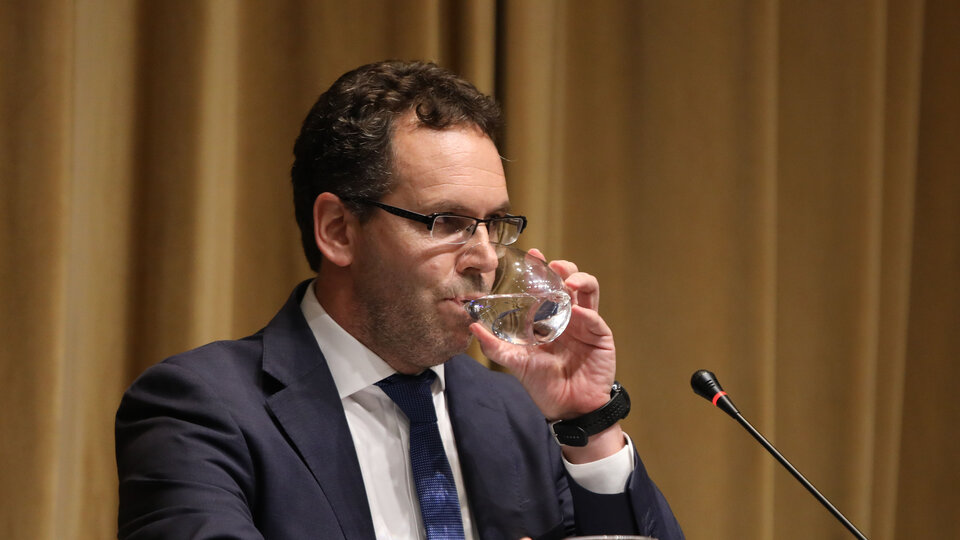 Guido Sandleris y su equipo no logran cumplir ninguno de sus objetivos.Â