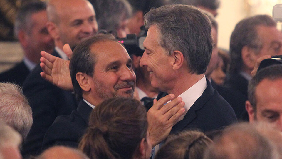 Nicky Caputo, el â€œamigo del almaâ€ del presidente Mauricio Macri, contratista afortunado de la Ciudad y la NaciÃ³n.