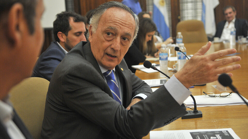 El titular de la UIA, Miguel Acevedo.
