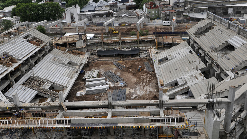 EMPIEZA LA MEGA OBRA DE AMPLIACIÓN EN EL ESTADIO DE MIDLAND￼ -  SomosProvincia