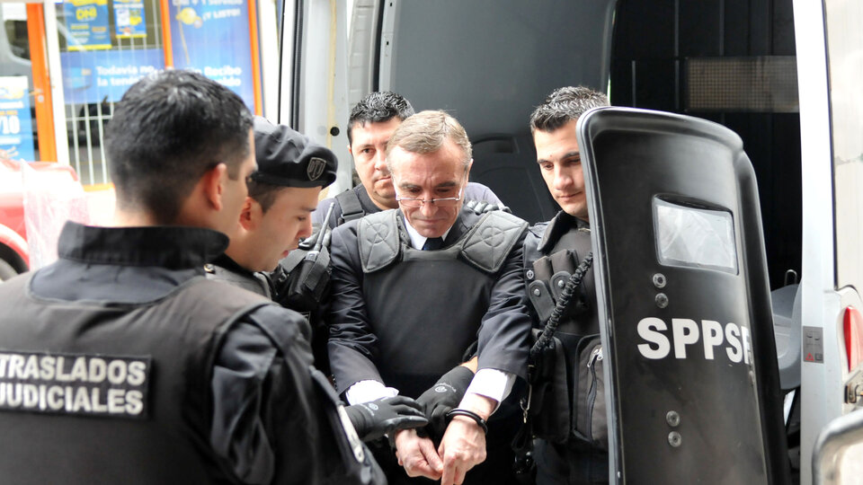 Ordenaron la detención del ex jefe de la Policía de Santa Fe