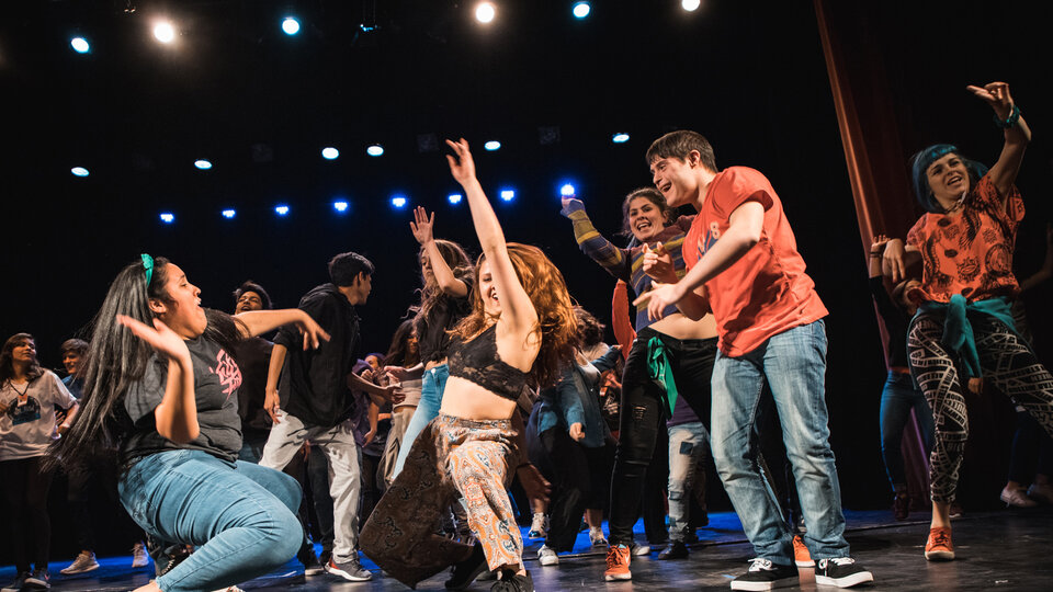 Vamos Que Venimos: les adolescentes suben a escena