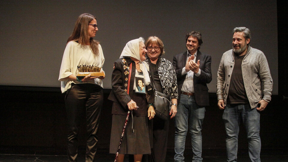 Premios Democracia, un reconocimiento al compromiso y las formas de resistencia