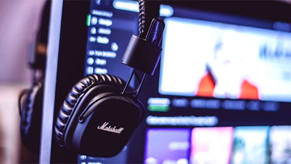 El 4 por ciento del streaming es de reproducciones inventadas.
