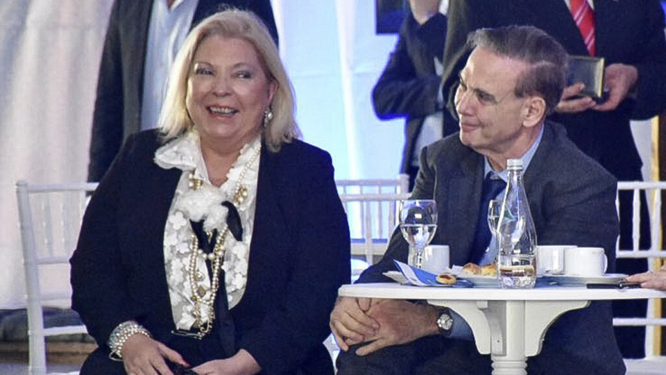 La renuncia de Carrió y la privatización de Pichetto