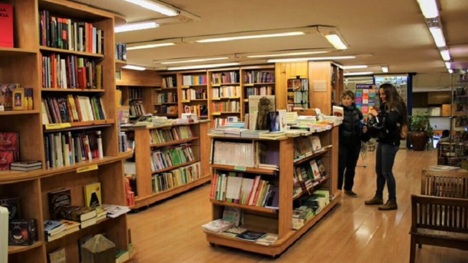 Los libreros españoles se unen contra Amazon