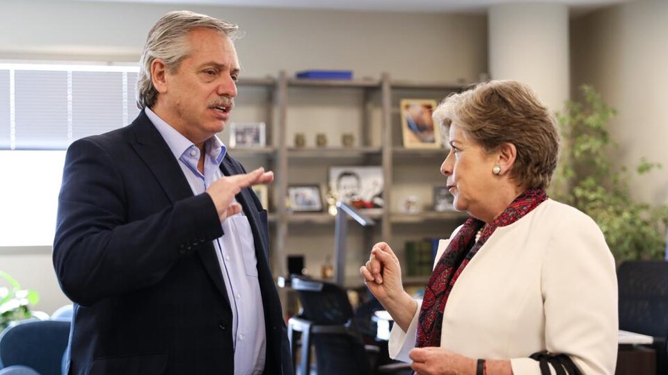 Alberto Fernández sigue completando casilleros