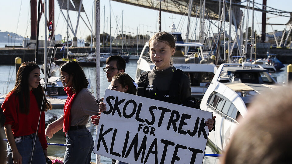 Greta Thunberg sigue su camino hacia la Cumbre del Clima