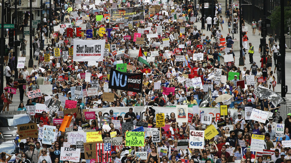 Una de las protestas más numerosas tuvo lugar en la ciudad de Chicago, en el centro del país.