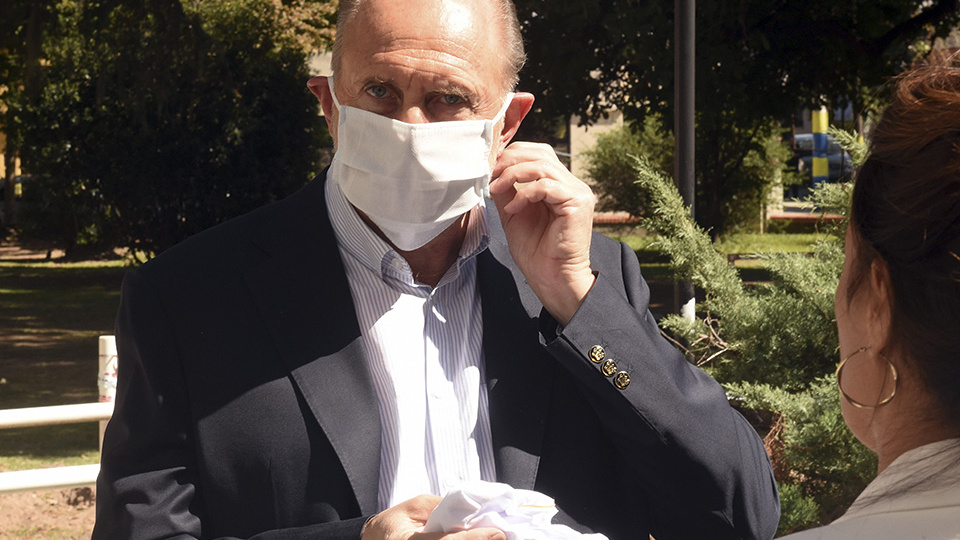 Perotti plantea la necesidad de mantener las restricciones estrictas en las ciudades  (Fuente: Sebastián Granata)