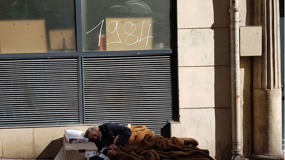 "Ni yo ni mis compañeros de suerte tenemos donde confinarnos”