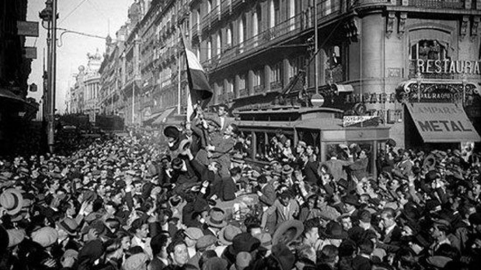 Sucedió un martes, 14 de abril de 1931  El día en 