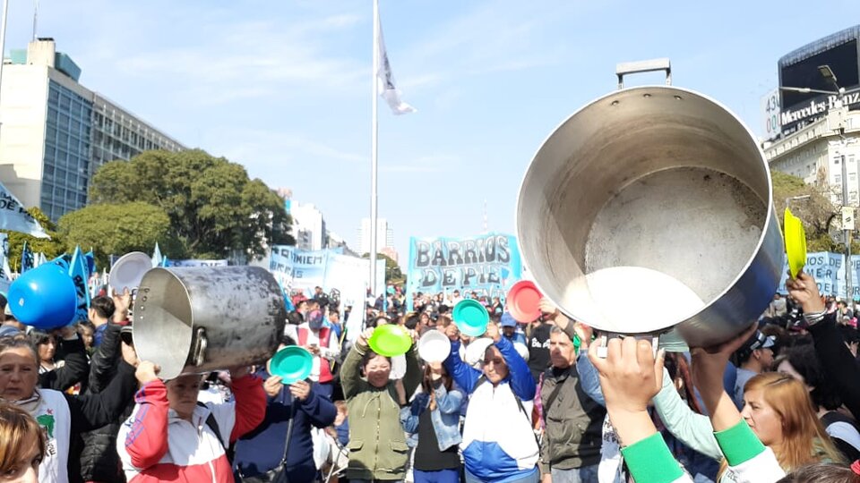 Barrios de Pie encabezó la protesta en el Obelisco.