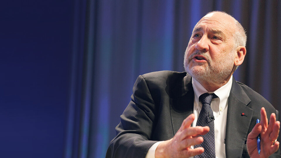 El profesor Joseph Stiglitz afirmó que el FMI y la polìtica de Macri desencadenaron "el desastre argentino". 