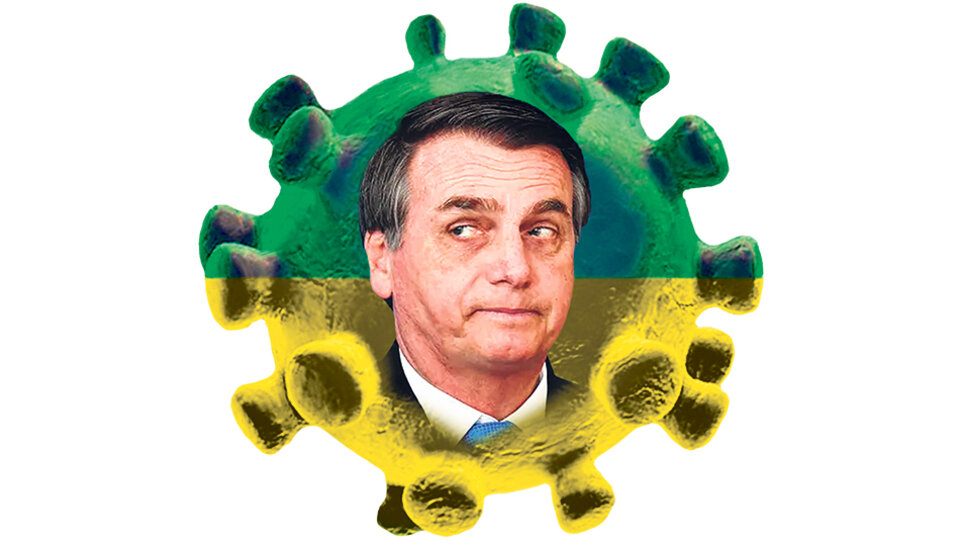 Captura de pantalla del momento en que Bolsonaro se saca el barbijo mientras informa que se contagió el virus.