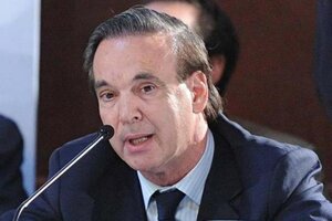 Miguel Ángel Pichetto: “¿Cuánta miseria puede aguantar Argentina recibiendo inmigrantes pobres?”