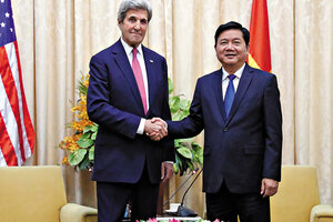 Kerry dice adiós desde Vietnam