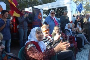 Las Madres de Plaza de Mayo cantan los 40 (Fuente: Prensa Asociación Madres de Plaza de Mayo)