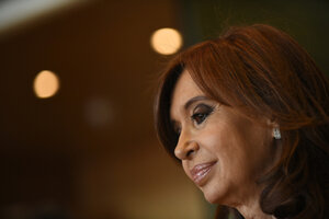Pantallas en el Patria para la entrevista a CFK (Fuente: AFP)