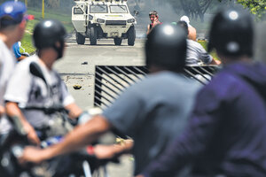 Maduro denunció un ataque terrorista a una base militar