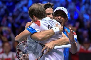 Francia acaricia la Copa Davis (Fuente: AFP)