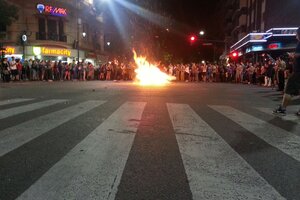 Noche de corte y asamblea en Flores