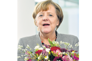 Merkel se hace cargo (Fuente: AFP)