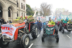 Tractorazo en Agroindustria (Fuente: NA)