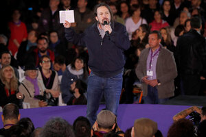 De regreso, Pablo Iglesias cargó contra los medios (Fuente: EFE)