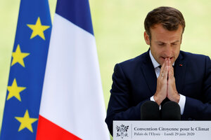 Emmanuel Macron quiere que la ola verde lo refresque  (Fuente: AFP)