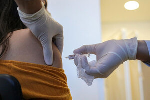 San Pablo empezó a aplicar la vacuna china contra el coronavirus (Fuente: EFE)