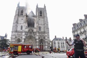 Un incendio que puede ser deliberado (Fuente: AFP)