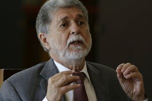 Políticos y académicos de América latina piden postergar la elección del BID